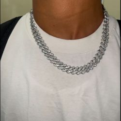 Cubic Zirconia Chain 