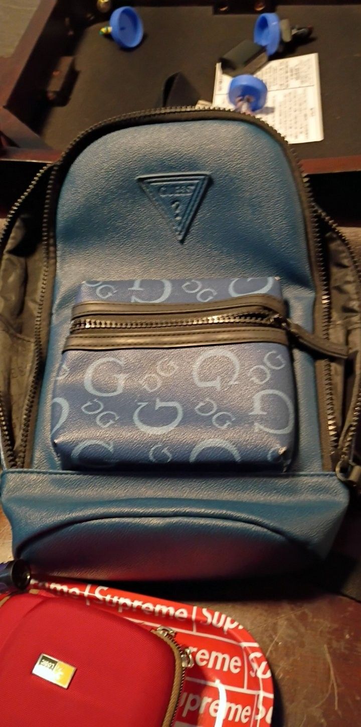 Guess Shoulder Bag