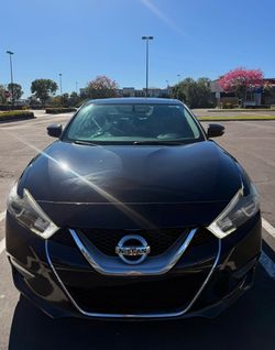 2017 Nissan Maxima