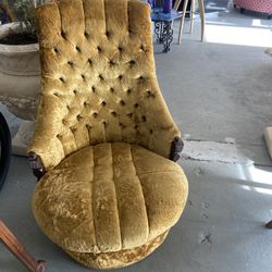 Antique swivel chair