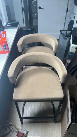Bar stool pair
