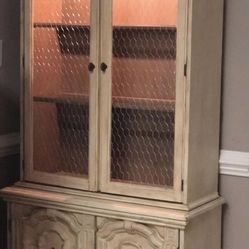 Beautiful Hutch 