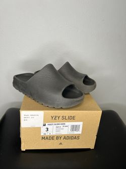 Yeezy Slide