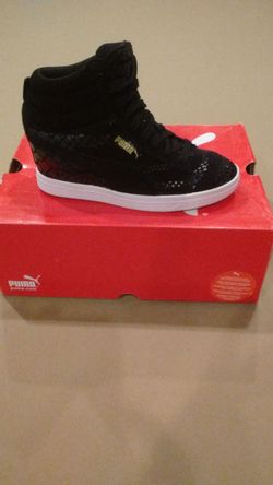 Puma black wedge shoe ( suede)