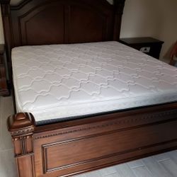 NEW KING PILLOW TOP MATTRESS AND BOX SPRING 