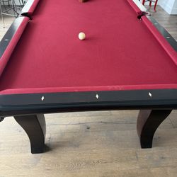 Beautiful Pool Table 8’ (Free Delivery & Pro Install) New Felt Any Color / All Accessories Included 