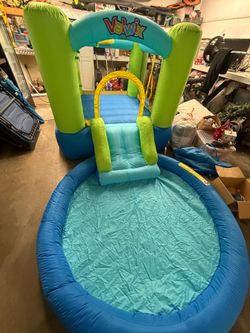 Kids inflatable / bounce house