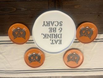 Halloween serving platter/appetizer plate plates