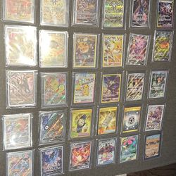 Assorted Pokemon cards 