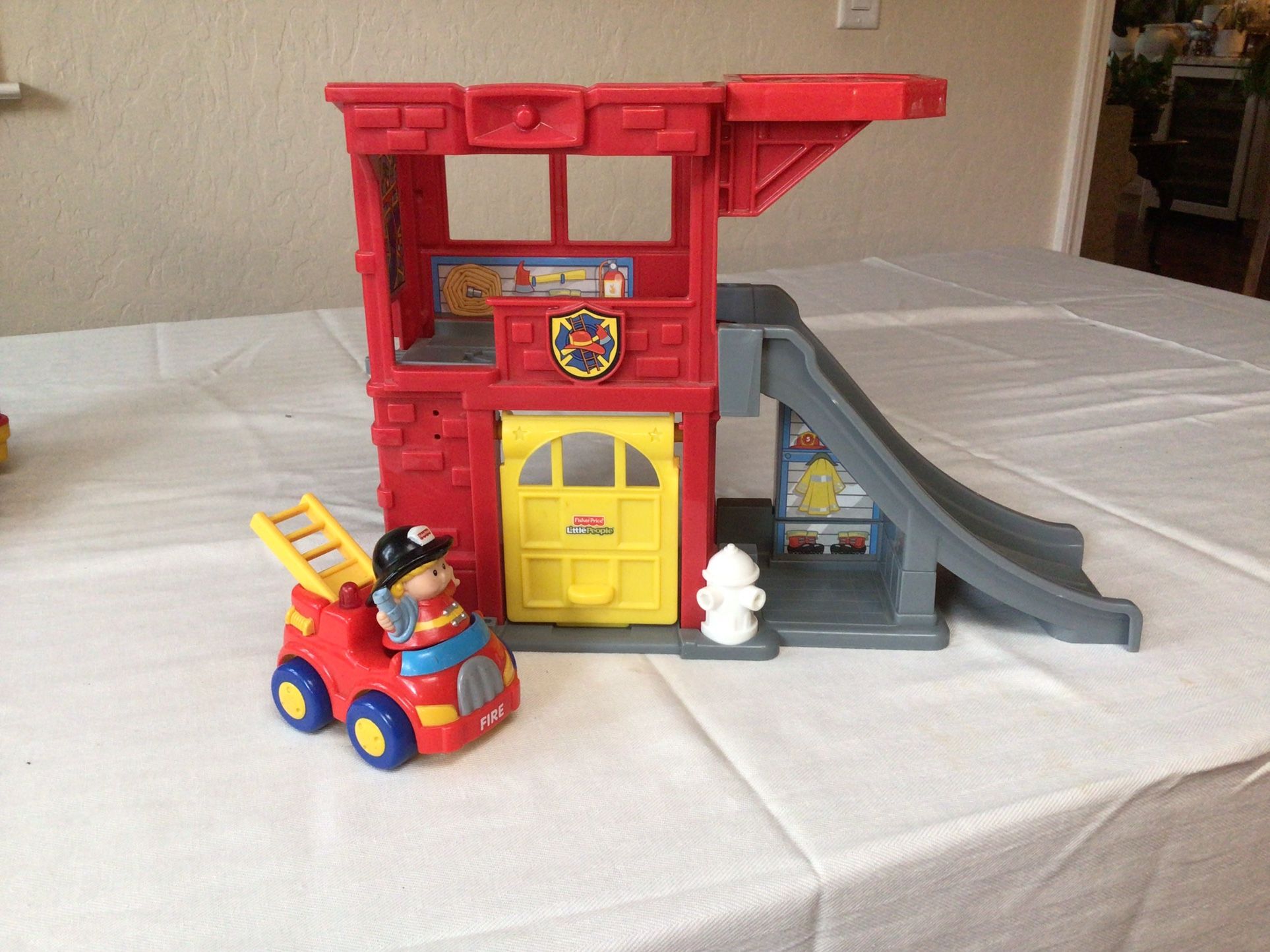 Fisher Price Firehouse With Fire truck