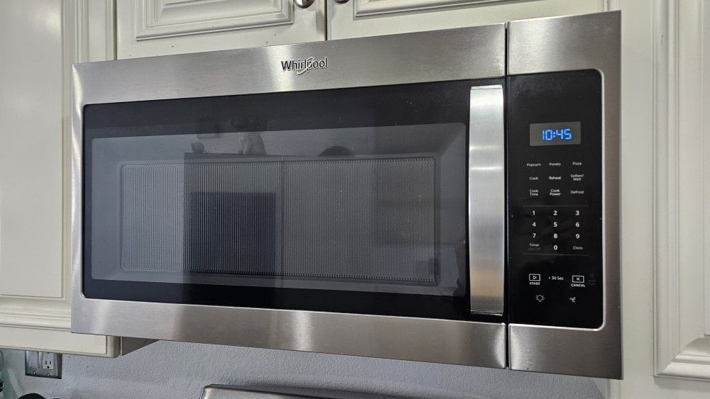 Whirlpool Stainless Steel Microwave (Over The Range)