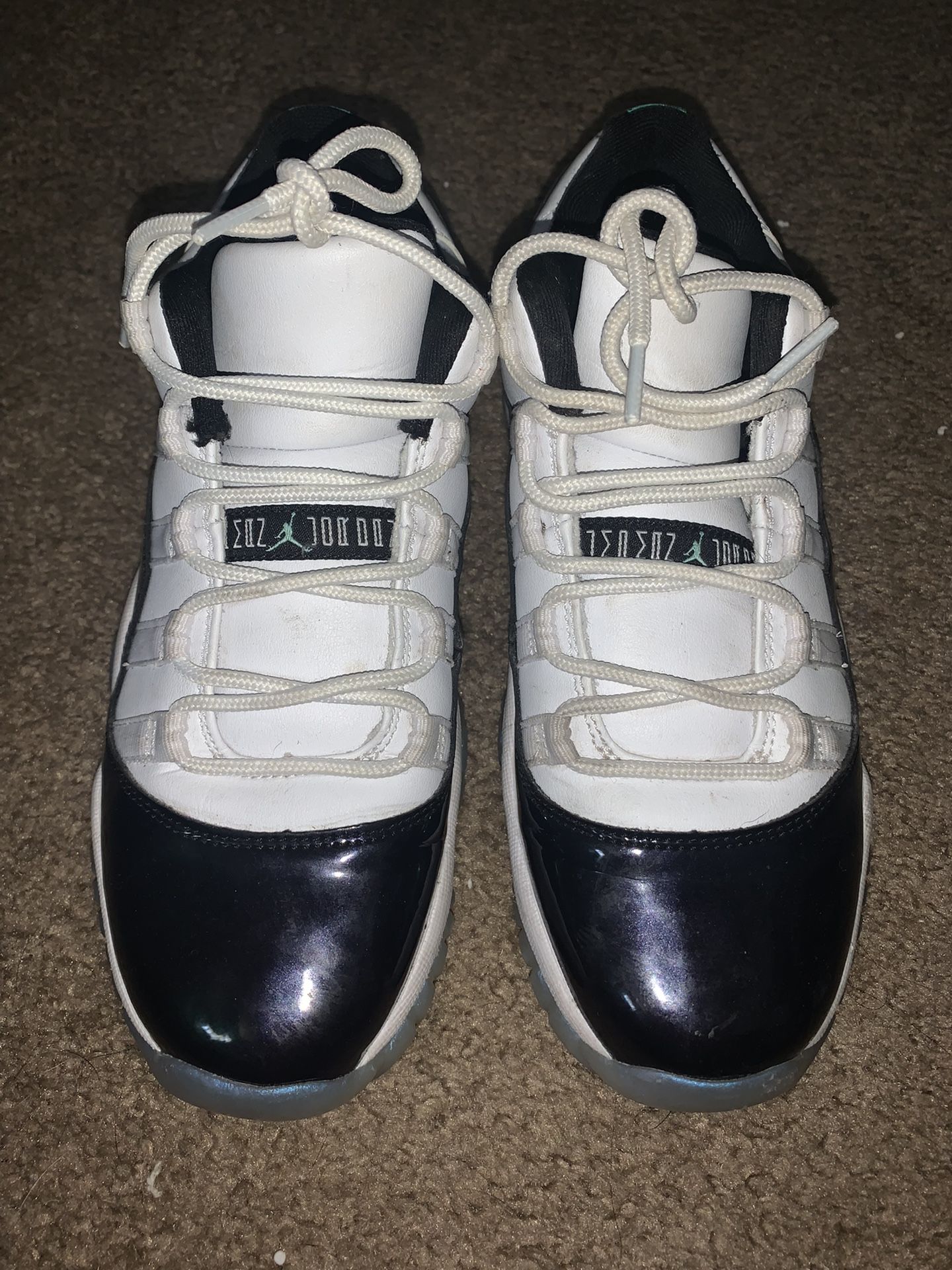 Jordan 11 Emerald