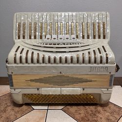 Titano Italian Accordion 