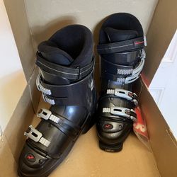 NORDICA F4💥NIB💥Men’s Ski Boots Size 26.5 / 305mm