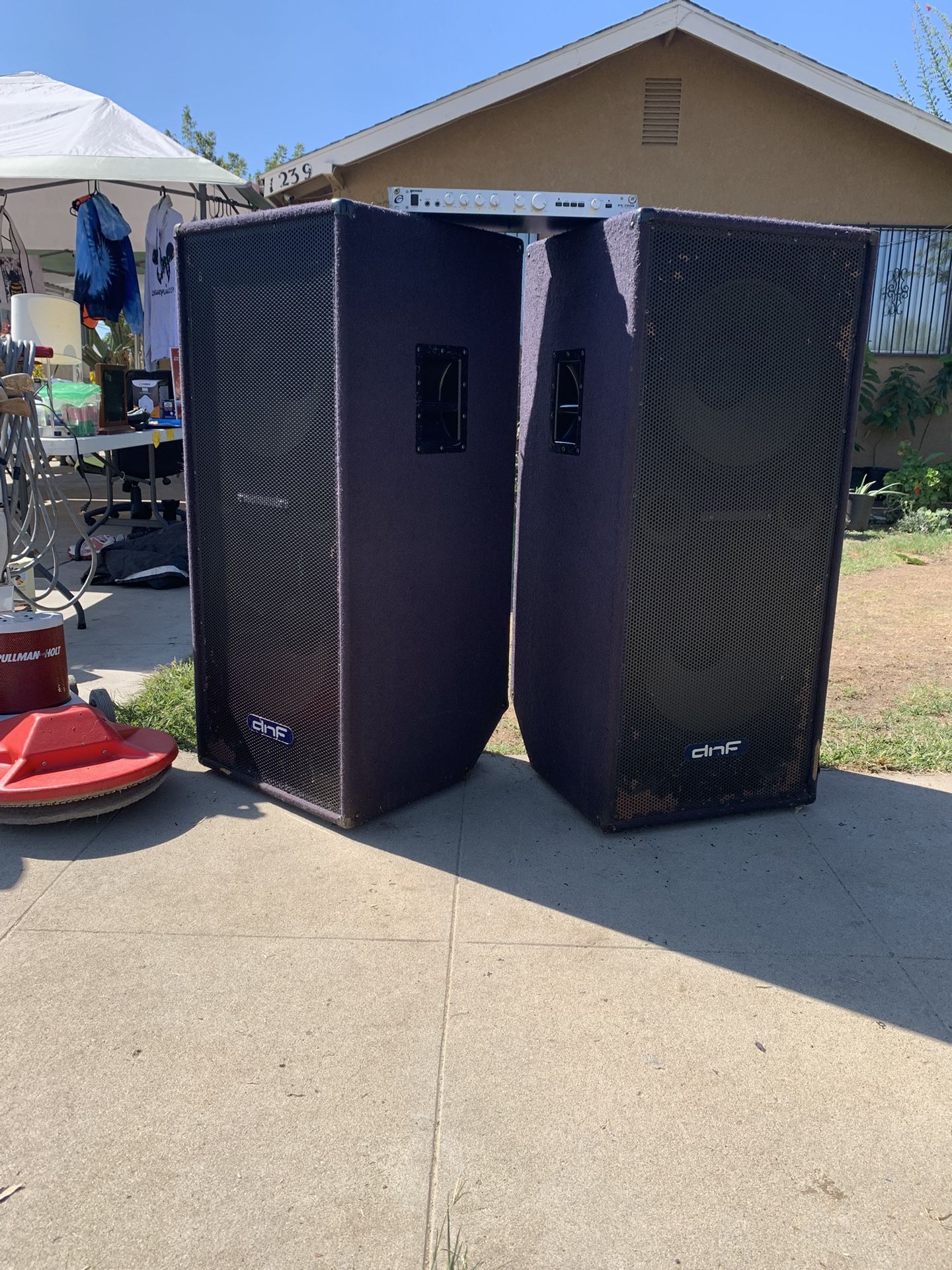Par De Bocinas DNF 2500w