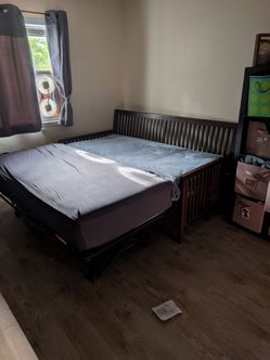 Dark Wood Daybed with Pop-Up Trundle