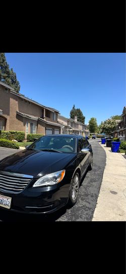 2011 Chrysler 4-Door
