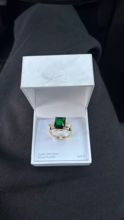 CHARTER CLUB RING