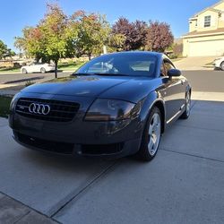 2004 Audi TT