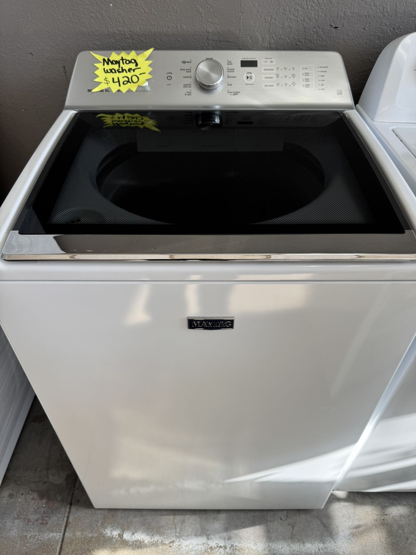 Refurbished Mayatg Washer Top Load 