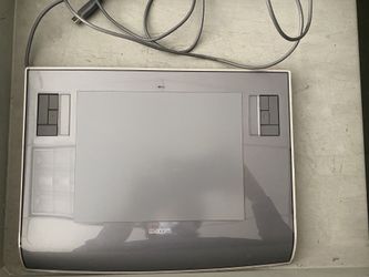 WACOM INTUOS 3 PTZ-630 6x8 GRAPHICS TABLET PTZ630 (TABLET ONLY).