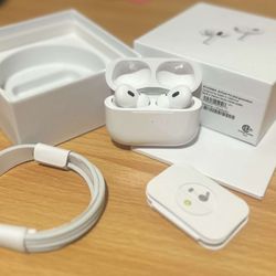 Apple AirPods Pro 2nd Generation with MagSafe Wireless Charging Case (USB‑C)  