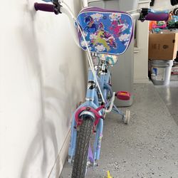 16 inch girl’s unicorn themed bicycle with training wheels