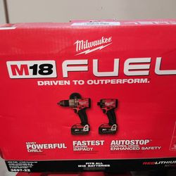 MILWAUKEE M18 FUEL DRILL KIT