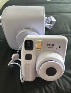 Poloroid camera