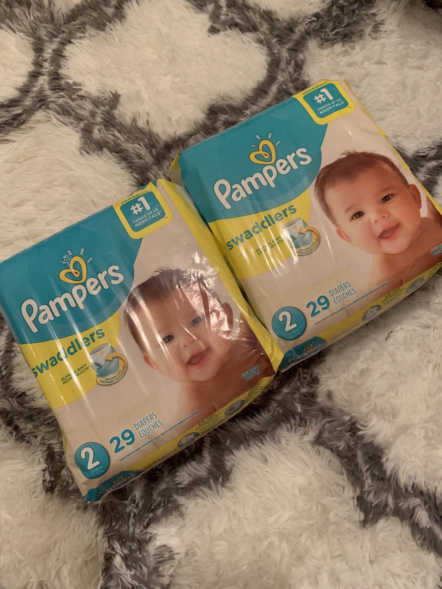 Pampers Swaddlers (SIZE 2) 29 Diapers