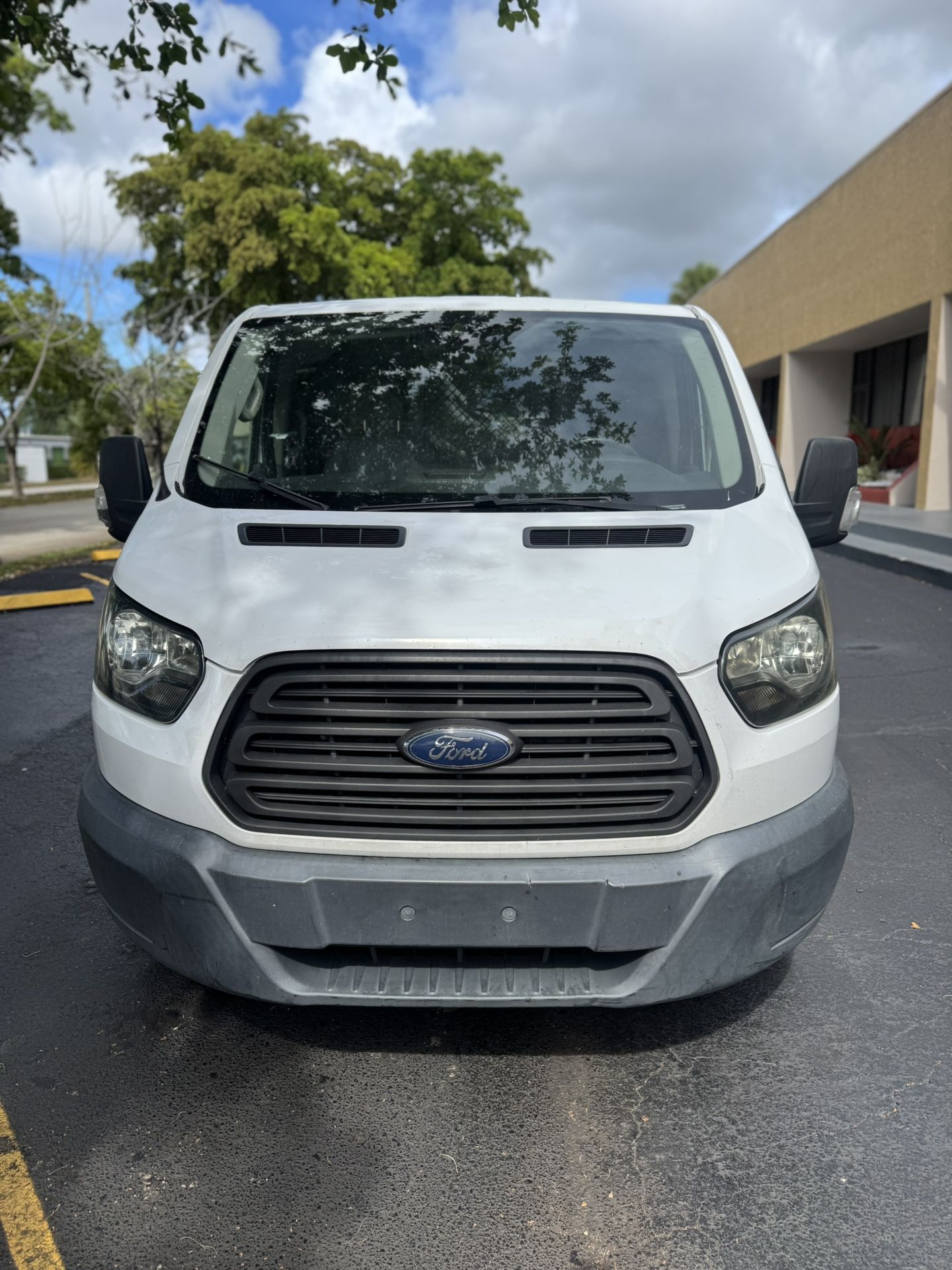 2015 Ford Transit T150 Cargo Excellent Condition 1 Owner Low Miles 83k Parts