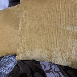 pillows  for sofa 