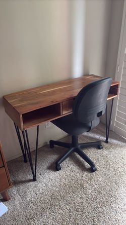 DESK + CHAIR SET