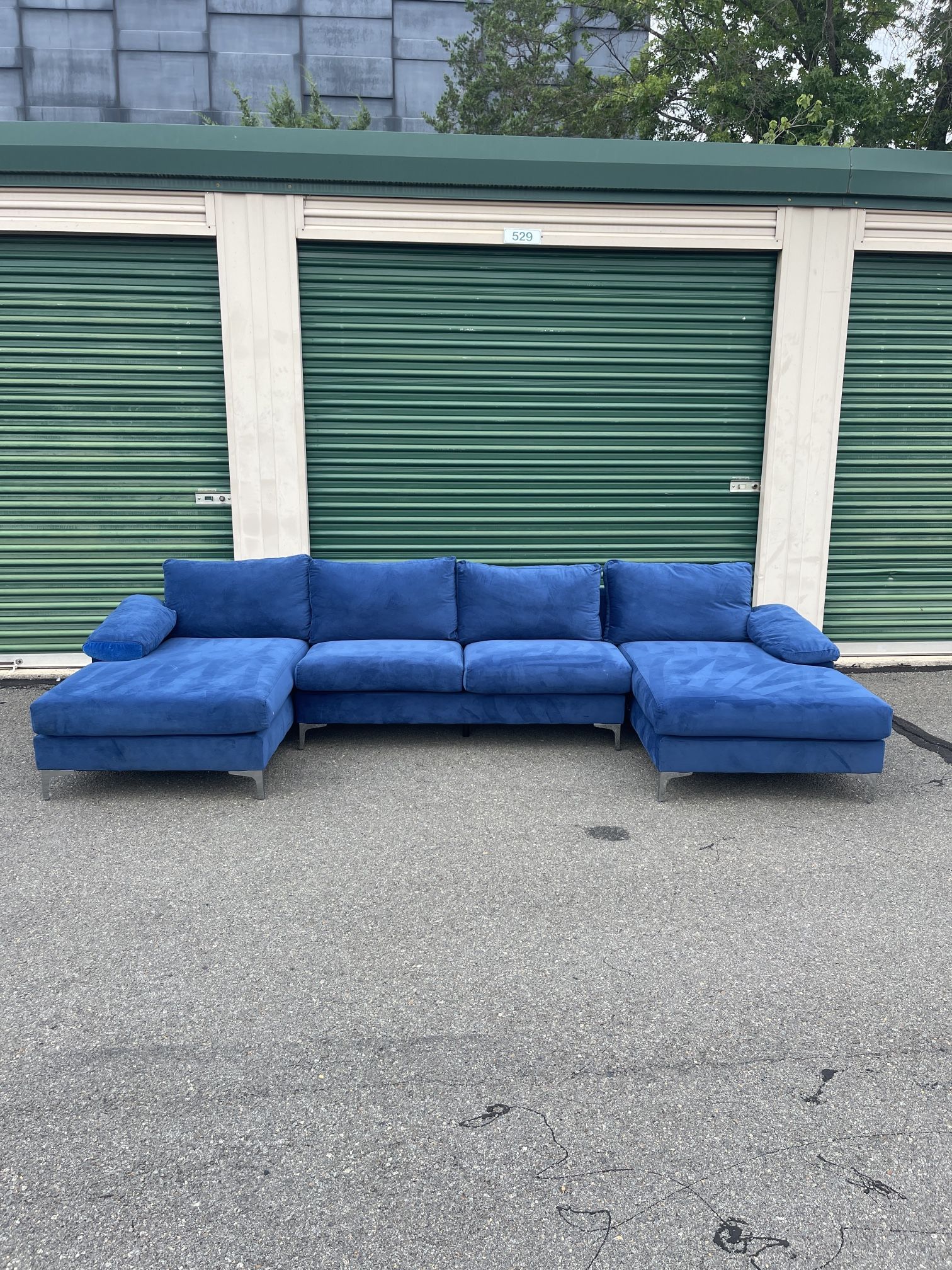 Free delivery! Blue U-Shaped Sectional Sofa/Couch!