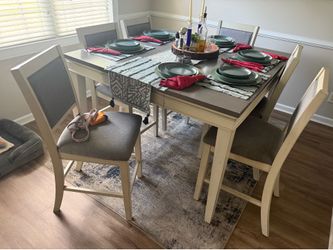 Table dinner