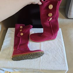 Women's UGG Boots - Size 11