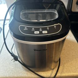Magic Chef Ice Maker