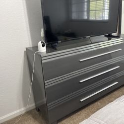 Bedroom Set  King Size 