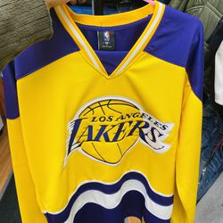 NBA Lakers Oversized Hockey Jersey New With Tag Size M 