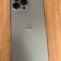 iphone 13 pro max locked