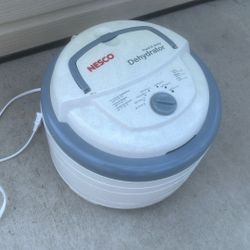 Nesco Adjustable Dehydrator 