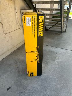 Dewalt miter saw stand DWX724