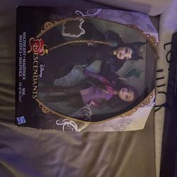 Descendants Disney Dolls Mail And Malifecent 