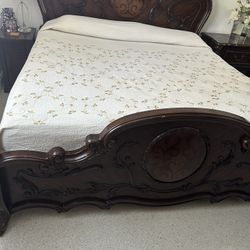 Bedroom Set in Good Condition