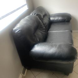 Single Black Leather Couch 