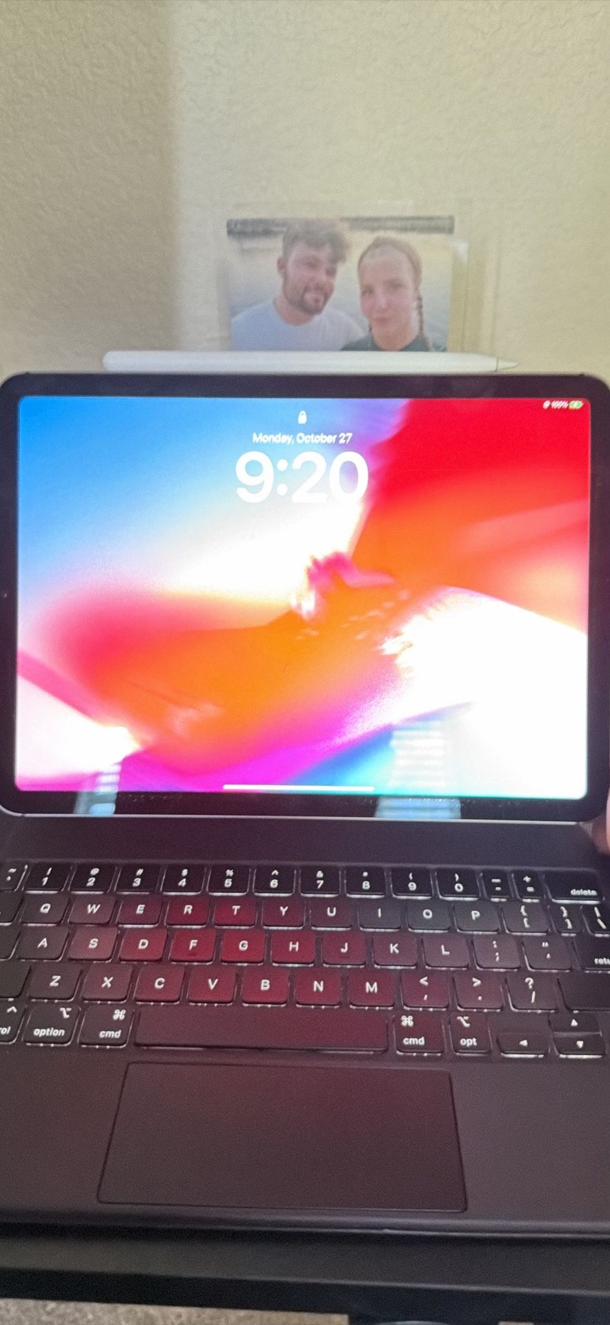 iPad Air 5th Generation W/ Magic Keyboard & Apple Pencil