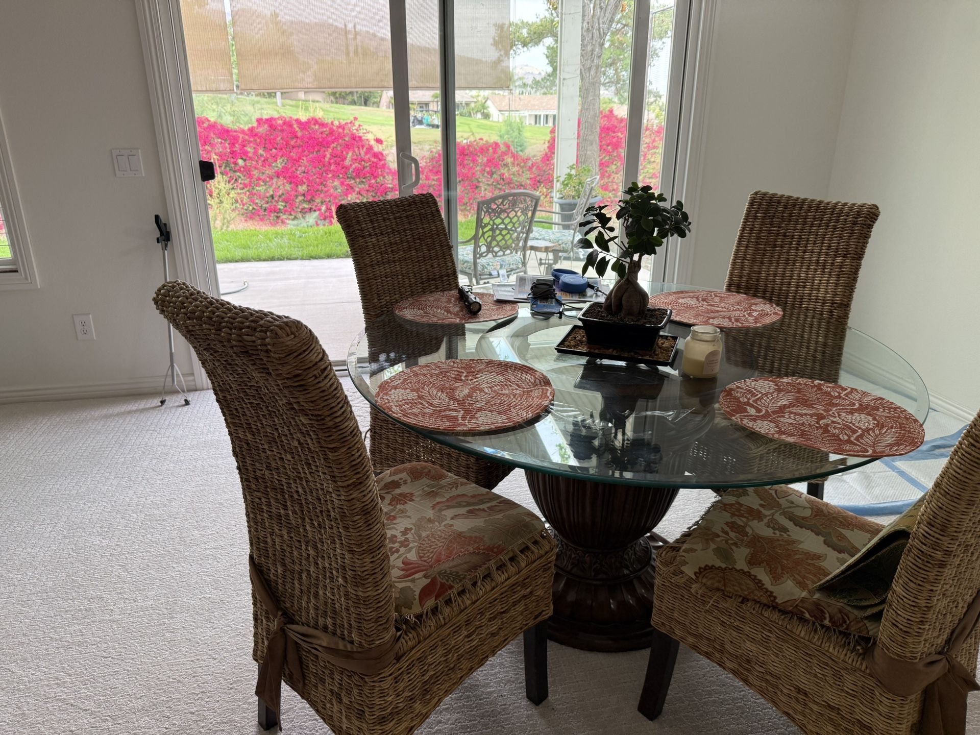 Dining Table and 4 Chairs