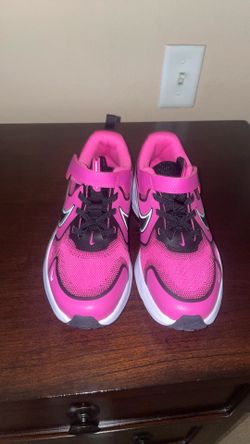 Nike cosmic runner