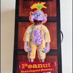  Jeff Dunham’s Autographed Ventriloquist Dummy 22in (Peanut)