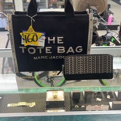 Marc Jacob’s TOTE BAG